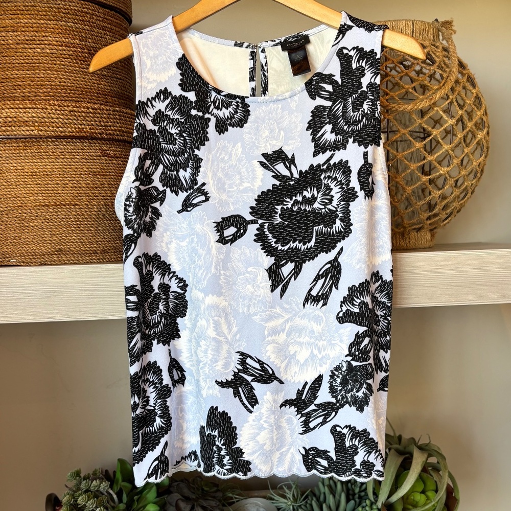 Ann Taylor  Sleeveless Light Blue/Black Floral Print Top